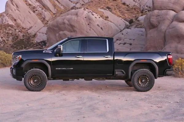 Fabtech 2020 GM K3500HD 4WD U-Bolt Kit thumbnail 2