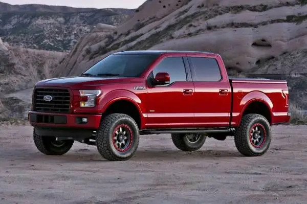 Fabtech 15-20 Ford F150 2WD 6in Basic Sys w/Perf Shks thumbnail 2