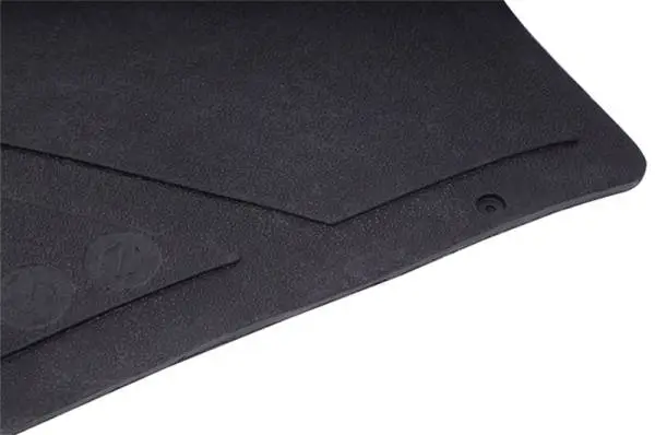 Deezee Universal Tailgate Mat - Full Size/Universal (X Pattern) thumbnail 3