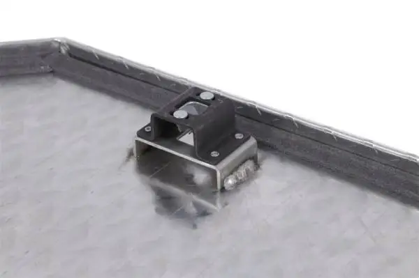 Deezee Universal Tool Box - Specialty 45 Degree Triangle BT Alum thumbnail 3