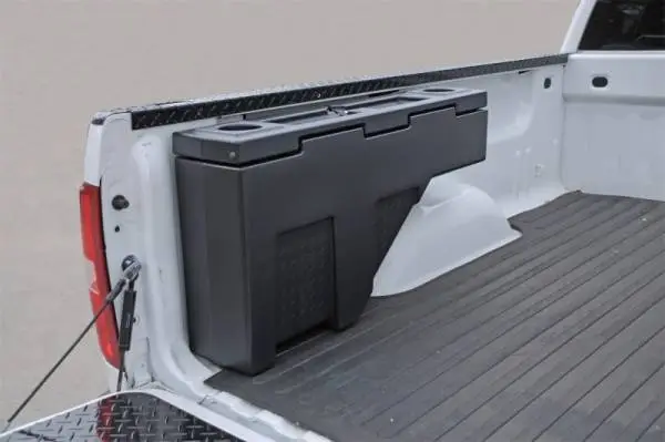 Deezee Universal Tool Box - Specialty Wheel Well Poly thumbnail 3